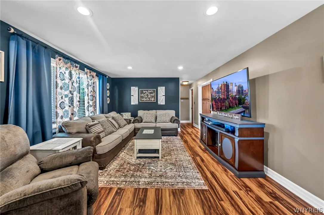 3653 Sowles Road, Hamburg, New York 14075, Hamburg, New York 14075, 4 Bedrooms Bedrooms, 7 Rooms Rooms,2 BathroomsBathrooms,Residential,Closed,3653 Sowles Road, Hamburg, New York 14075,0,B1549582