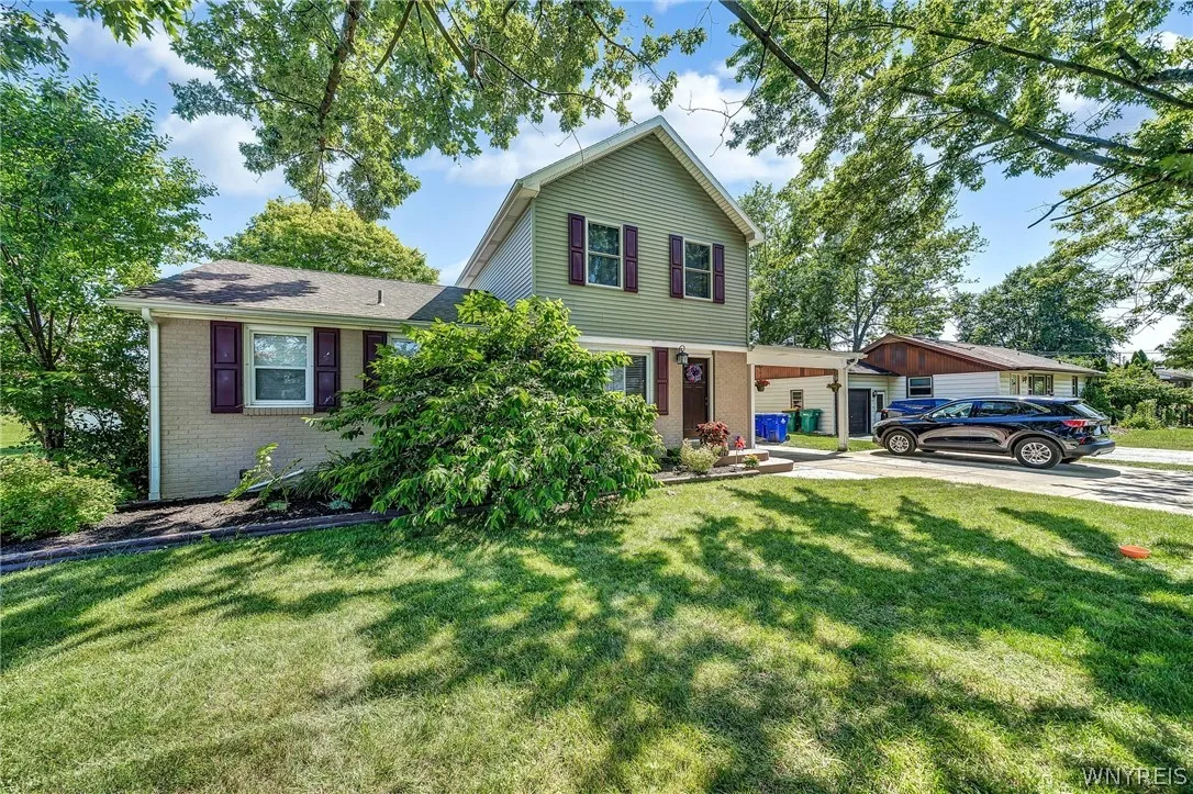3653 Sowles Road, Hamburg, New York 14075, Hamburg, New York 14075, 4 Bedrooms Bedrooms, 7 Rooms Rooms,2 BathroomsBathrooms,Residential,Closed,3653 Sowles Road, Hamburg, New York 14075,0,B1549582