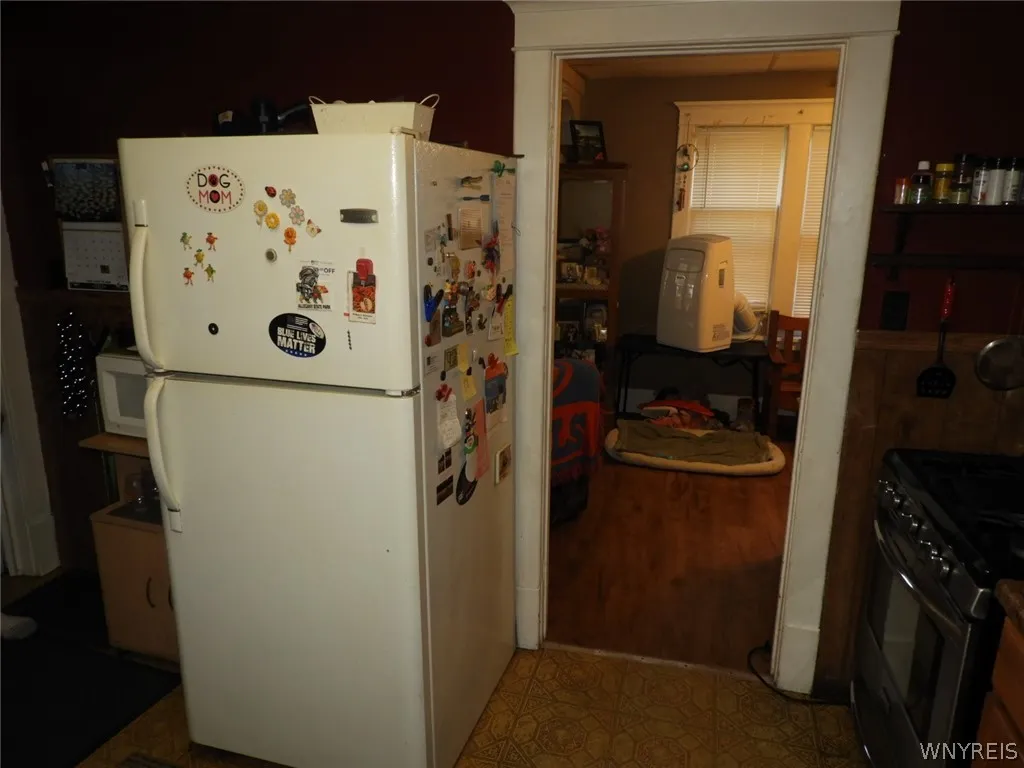 Unit 1: Kitchen.