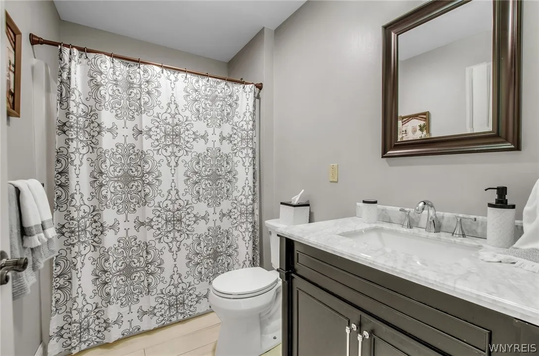 Upstairs hallway bathroom