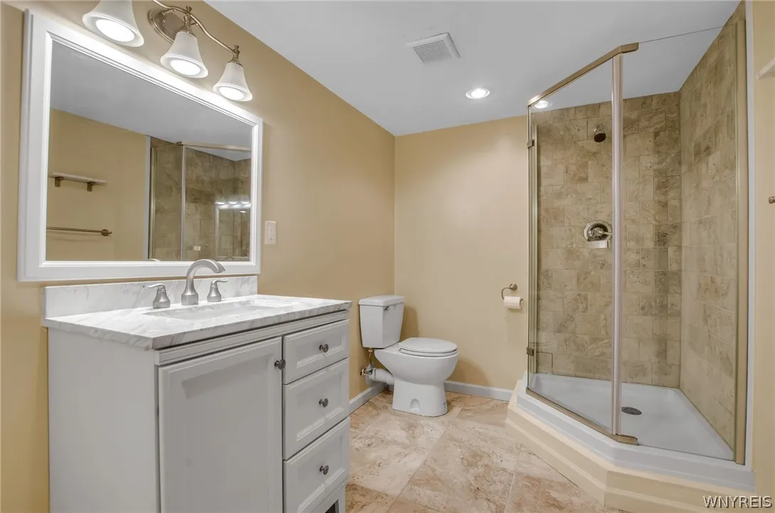 Basement full bathroom