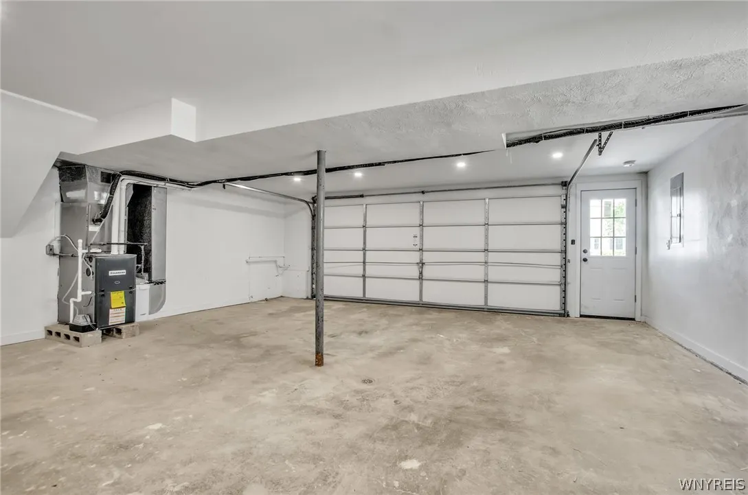 4815 Rogers Road, Hamburg, New York 14075, Hamburg, New York 14075, 3 Bedrooms Bedrooms, 6 Rooms Rooms,2 BathroomsBathrooms,Residential,Closed,4815 Rogers Road, Hamburg, New York 14075,0,B1546015