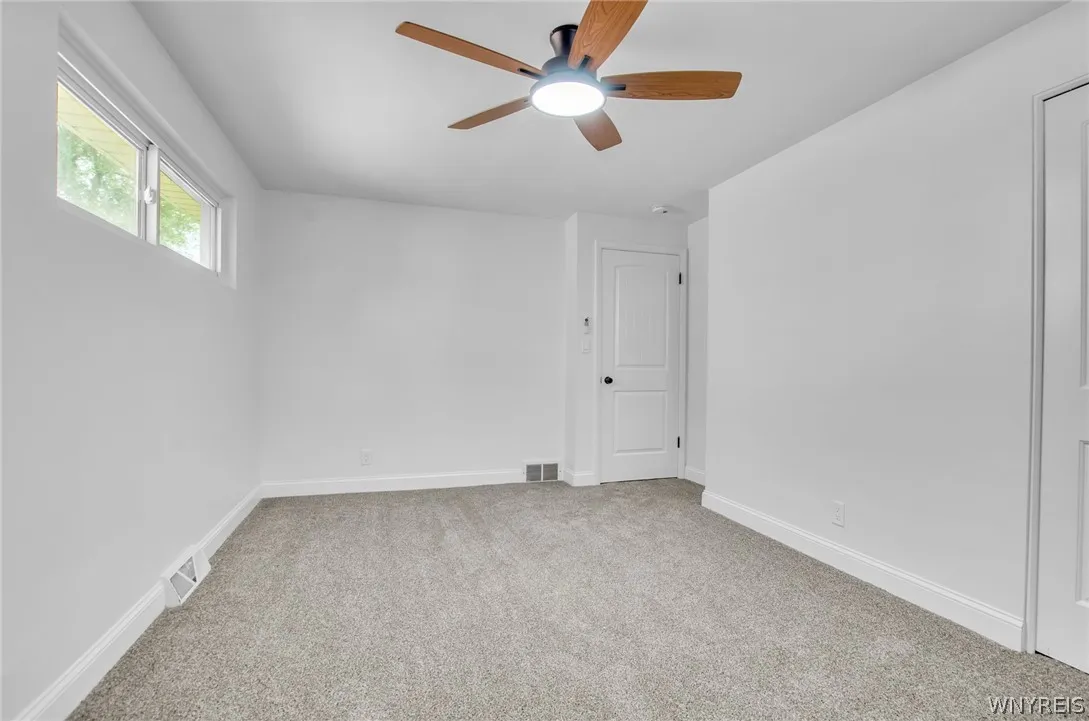 4815 Rogers Road, Hamburg, New York 14075, Hamburg, New York 14075, 3 Bedrooms Bedrooms, 6 Rooms Rooms,2 BathroomsBathrooms,Residential,Closed,4815 Rogers Road, Hamburg, New York 14075,0,B1546015
