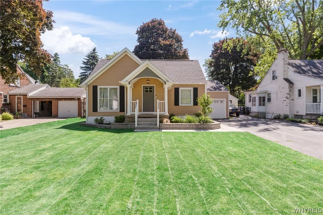 242 Garrison Road, Amherst, New York 14221, Amherst, New York 14221, 3 Bedrooms Bedrooms, 9 Rooms Rooms,1 BathroomBathrooms,Residential,Closed,242 Garrison Road, Amherst, New York 14221,0,B1548519