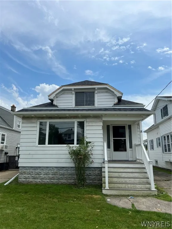 35 Cushing Place, Buffalo, New York 14220, Buffalo, New York 14220, 3 Bedrooms Bedrooms, 5 Rooms Rooms,1 BathroomBathrooms,Residential,Closed,35 Cushing Place, Buffalo, New York 14220,0,B1549777