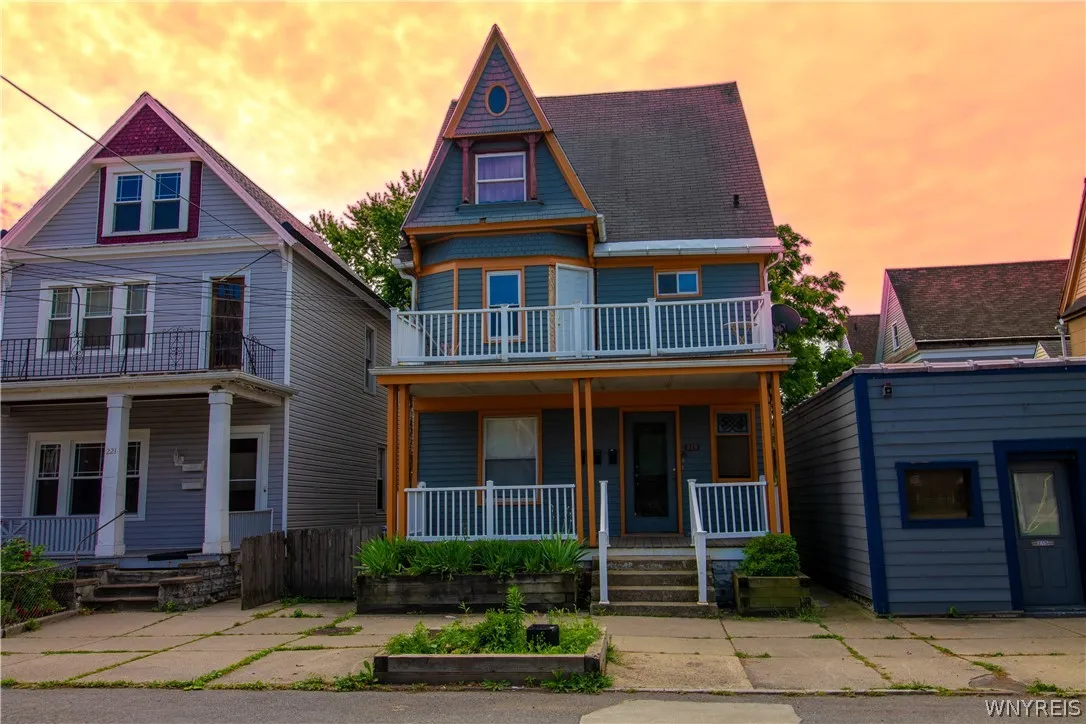 219 Hampshire Street, Buffalo, New York 14213, Buffalo, New York 14213, 5 Bedrooms Bedrooms, ,Multi Family,Closed,219 Hampshire Street, Buffalo, New York 14213,0,B1549391