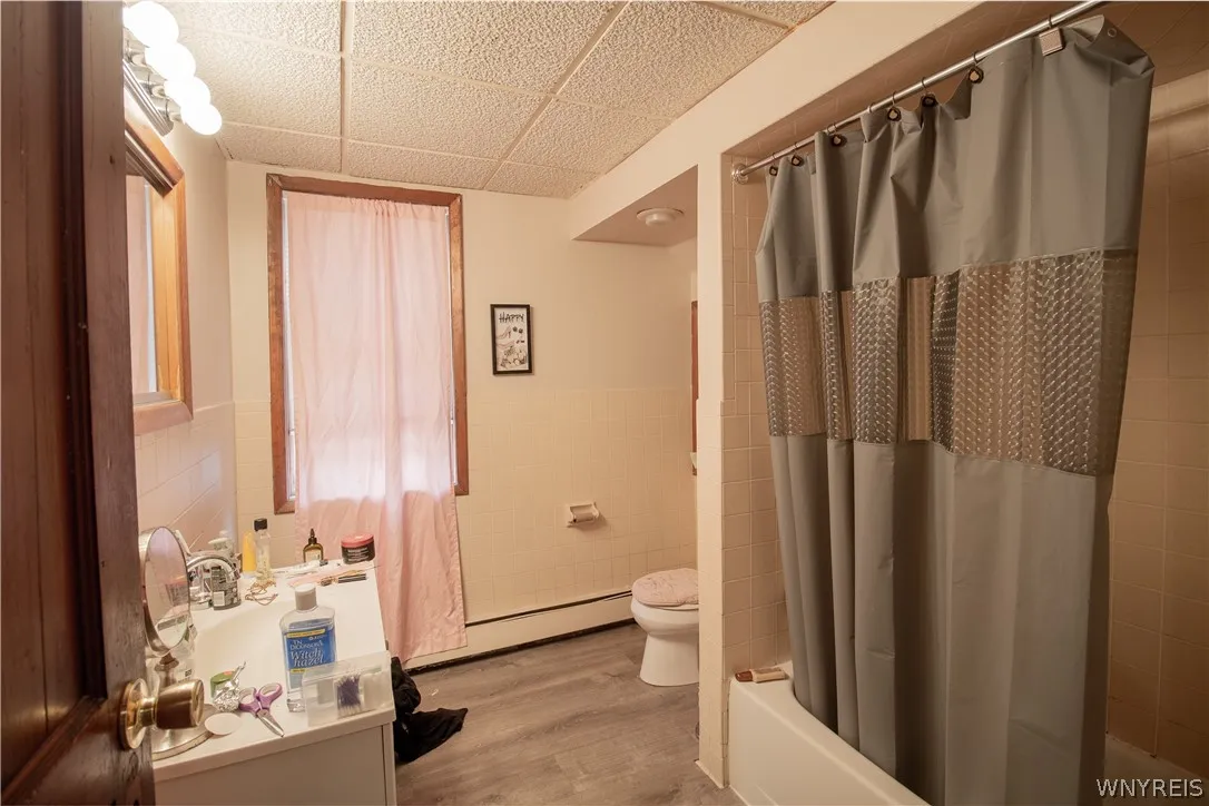 219 Hampshire Street, Buffalo, New York 14213, Buffalo, New York 14213, 5 Bedrooms Bedrooms, ,Multi Family,Closed,219 Hampshire Street, Buffalo, New York 14213,0,B1549391