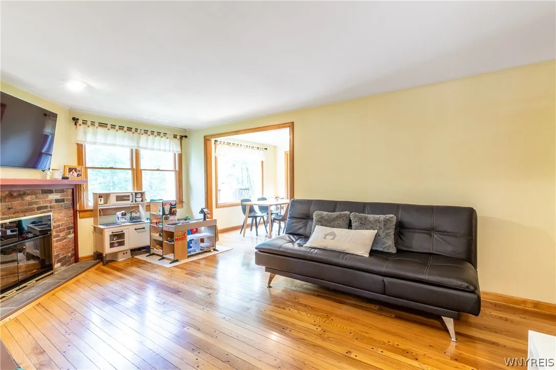 27 Timberlake Drive, Orchard Park, New York 14127, Orchard Park, New York 14127, 4 Bedrooms Bedrooms, 10 Rooms Rooms,3 BathroomsBathrooms,Residential,Closed,27 Timberlake Drive, Orchard Park, New York 14127,0,B1549143