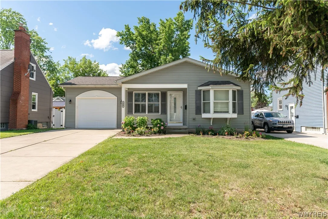 329 Woodland Drive, Tonawanda-town, New York 14223, Tonawanda, New York 14223, 2 Bedrooms Bedrooms, 5 Rooms Rooms,1 BathroomBathrooms,Residential,Closed,329 Woodland Drive, Tonawanda-town, New York 14223,0,B1549636