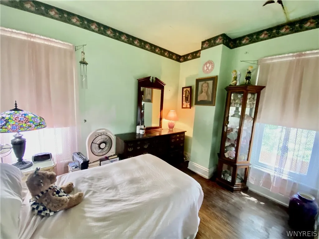 Bedroom #4:  One of the 2 bedrooms that face the back yard.