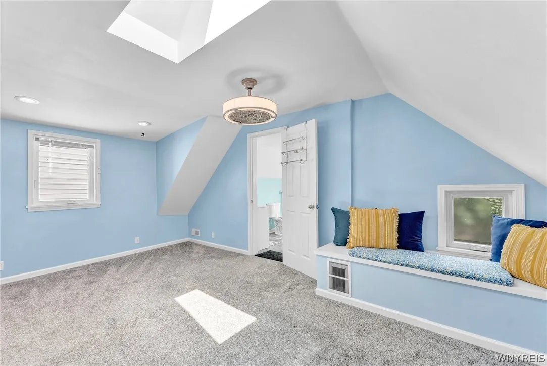11 South Putnam Street, Buffalo, New York 14213, Buffalo, New York 14213, 2 Bedrooms Bedrooms, 9 Rooms Rooms,2 BathroomsBathrooms,Residential,Closed,11 South Putnam Street, Buffalo, New York 14213,0,B1549936