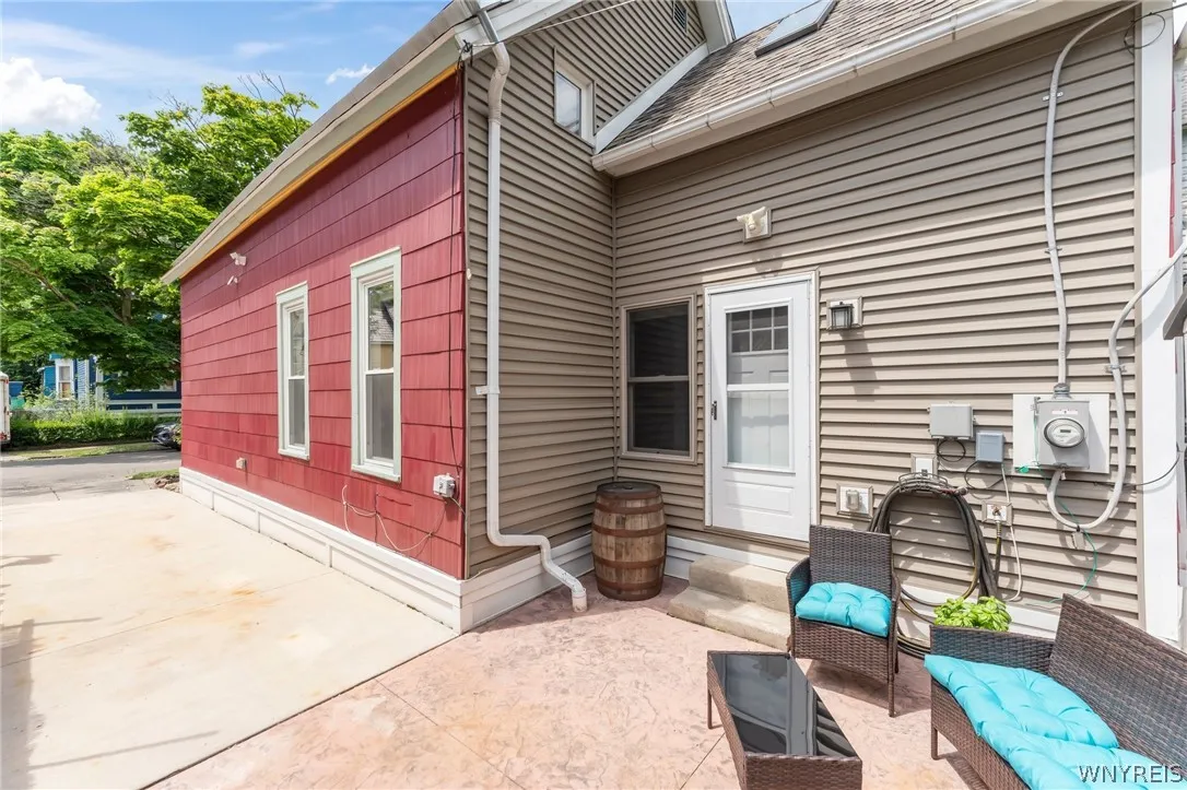 11 South Putnam Street, Buffalo, New York 14213, Buffalo, New York 14213, 2 Bedrooms Bedrooms, 9 Rooms Rooms,2 BathroomsBathrooms,Residential,Closed,11 South Putnam Street, Buffalo, New York 14213,0,B1549936