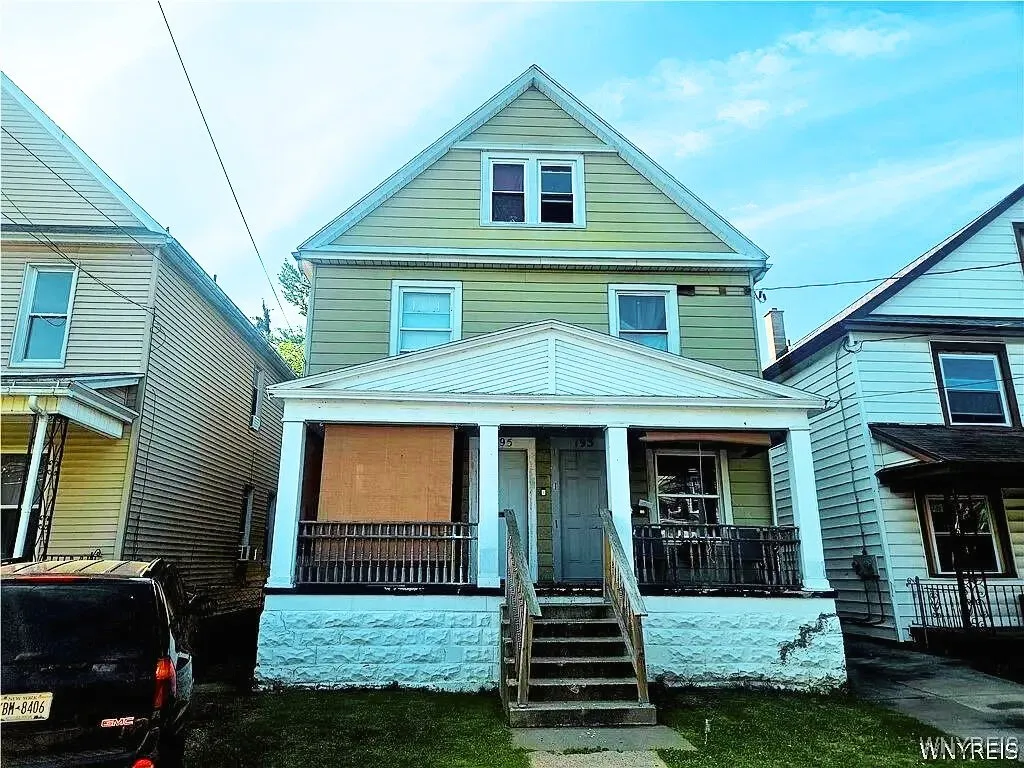 193 Esser Avenue, Buffalo, New York 14207, Buffalo, New York 14207, 6 Bedrooms Bedrooms, ,2 BathroomsBathrooms,Residential,Closed,193 Esser Avenue, Buffalo, New York 14207,0,B1550575
