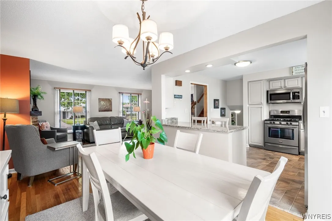 146 Sweet Briar Road, Tonawanda-town, New York 141, Tonawanda, New York 14150, 3 Bedrooms Bedrooms, 10 Rooms Rooms,1 BathroomBathrooms,Residential,Closed,146 Sweet Briar Road, Tonawanda-town, New York 141,0,B1549765