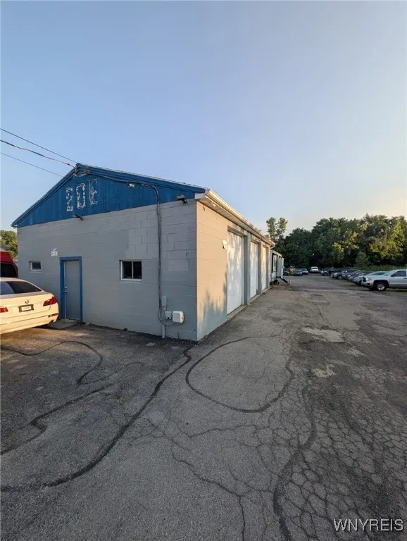 728 Ridge Road, Webster, New York 14580, Webster, New York 14580, ,Commercial Lease,For Rent,728 Ridge Road, Webster, New York 14580,B1550853