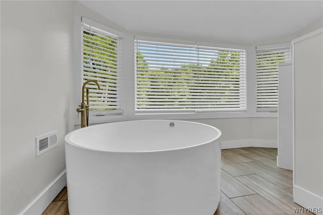 Primary Ensuite