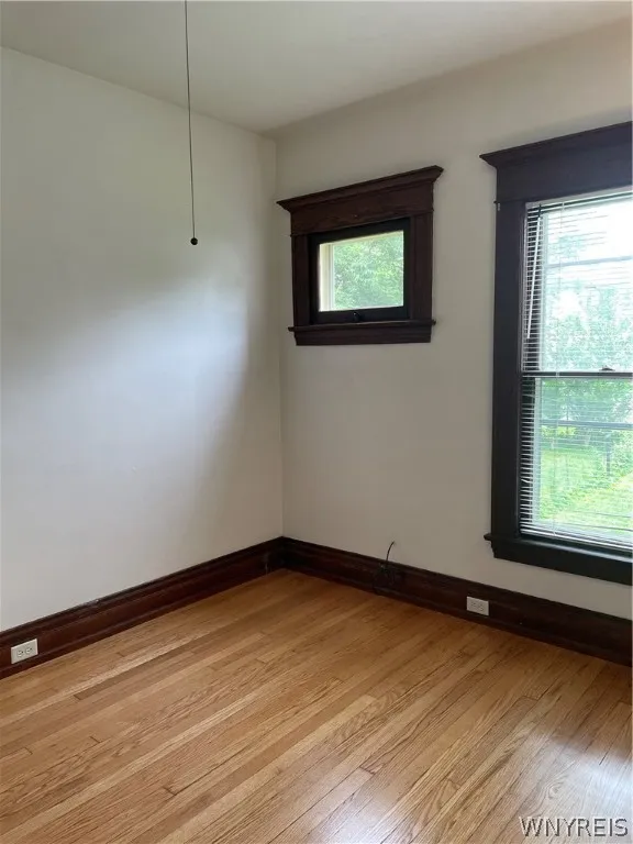 Den off of kitchen