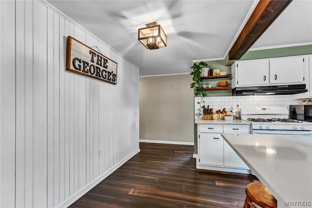 1695 Meadow Drive, Alden, New York 14004, Alden, New York 14004, 3 Bedrooms Bedrooms, 6 Rooms Rooms,1 BathroomBathrooms,Residential,Closed,1695 Meadow Drive, Alden, New York 14004,0,B1550990