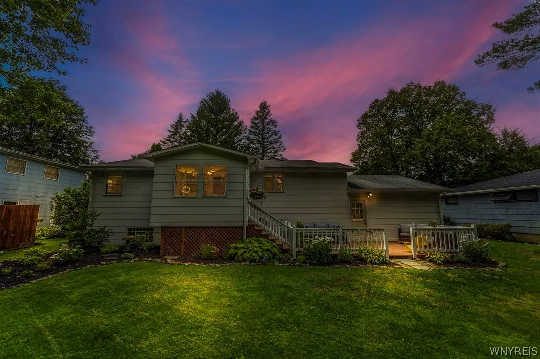 1695 Meadow Drive, Alden, New York 14004, Alden, New York 14004, 3 Bedrooms Bedrooms, 6 Rooms Rooms,1 BathroomBathrooms,Residential,Closed,1695 Meadow Drive, Alden, New York 14004,0,B1550990
