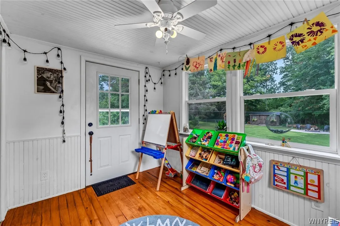 1695 Meadow Drive, Alden, New York 14004, Alden, New York 14004, 3 Bedrooms Bedrooms, 6 Rooms Rooms,1 BathroomBathrooms,Residential,Closed,1695 Meadow Drive, Alden, New York 14004,0,B1550990
