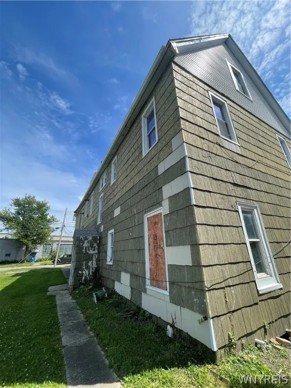 668-670 Ontario Street, Buffalo, New York 14207, Buffalo, New York 14207, 9 Bedrooms Bedrooms, ,Multi Family,Closed,668-670 Ontario Street, Buffalo, New York 14207,0,B1551384