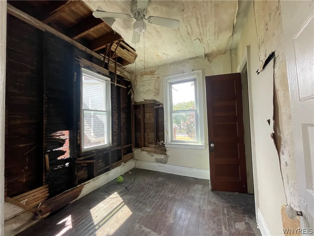 668-670 Ontario Street, Buffalo, New York 14207, Buffalo, New York 14207, 9 Bedrooms Bedrooms, ,Multi Family,Closed,668-670 Ontario Street, Buffalo, New York 14207,0,B1551384