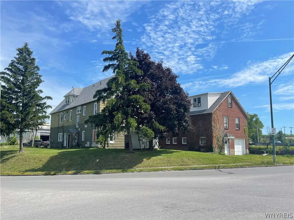 668-670 Ontario Street, Buffalo, New York 14207, Buffalo, New York 14207, 9 Bedrooms Bedrooms, ,Multi Family,Closed,668-670 Ontario Street, Buffalo, New York 14207,0,B1551384