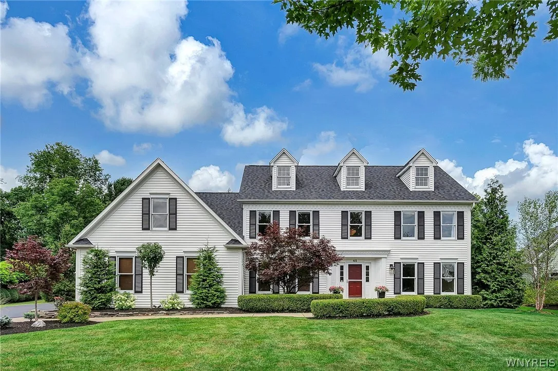 45 Edgewater Drive, Orchard Park, New York 14127, Orchard Park, New York 14127, 5 Bedrooms Bedrooms, 10 Rooms Rooms,2 BathroomsBathrooms,Residential,Closed,45 Edgewater Drive, Orchard Park, New York 14127,0,B1550665