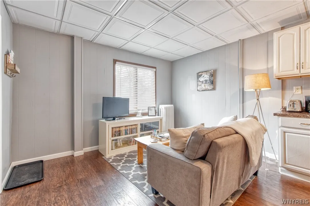 Lower rear apartment