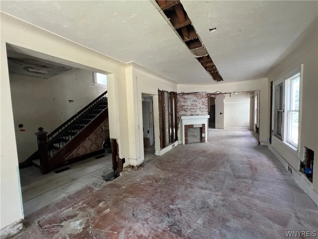 348 Baynes Street, Buffalo, New York 14213, Buffalo, New York 14213, 5 Bedrooms Bedrooms, 12 Rooms Rooms,1 BathroomBathrooms,Residential,Closed,348 Baynes Street, Buffalo, New York 14213,0,B1549496