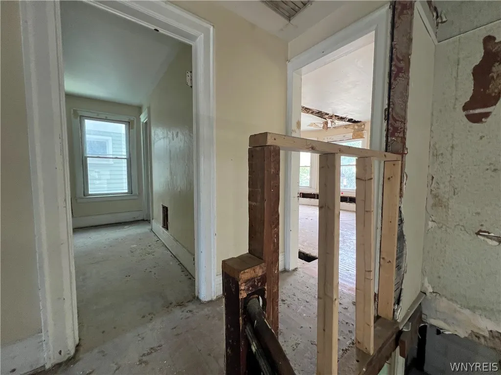 348 Baynes Street, Buffalo, New York 14213, Buffalo, New York 14213, 5 Bedrooms Bedrooms, 12 Rooms Rooms,1 BathroomBathrooms,Residential,Closed,348 Baynes Street, Buffalo, New York 14213,0,B1549496