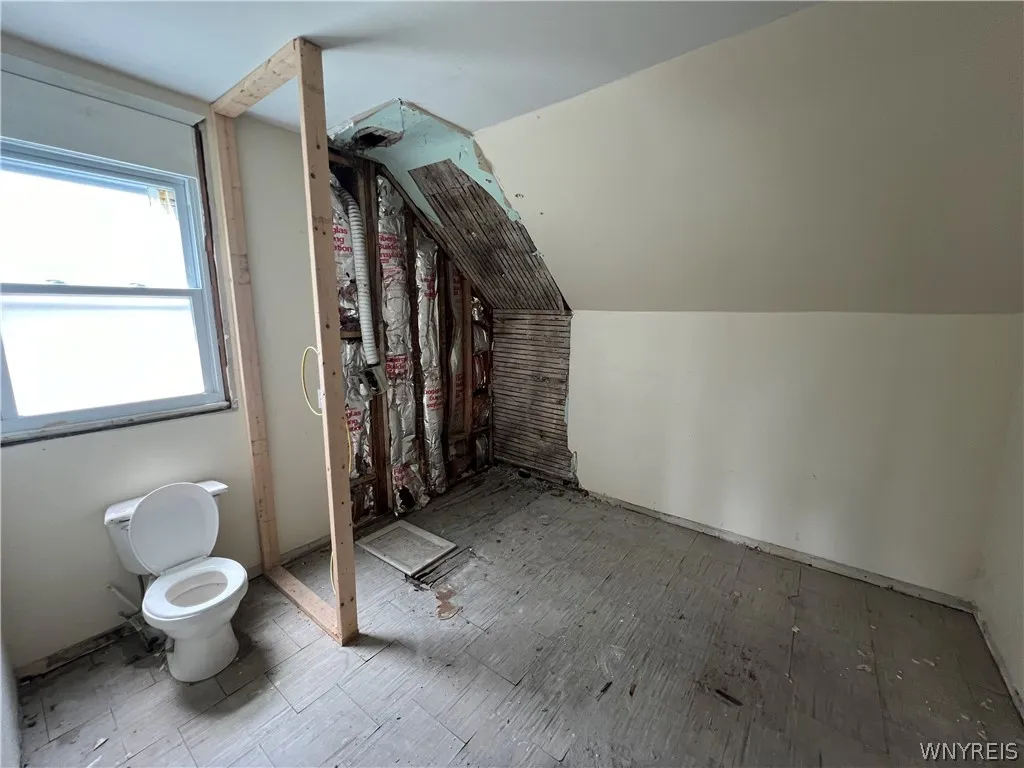 348 Baynes Street, Buffalo, New York 14213, Buffalo, New York 14213, 5 Bedrooms Bedrooms, 12 Rooms Rooms,1 BathroomBathrooms,Residential,Closed,348 Baynes Street, Buffalo, New York 14213,0,B1549496