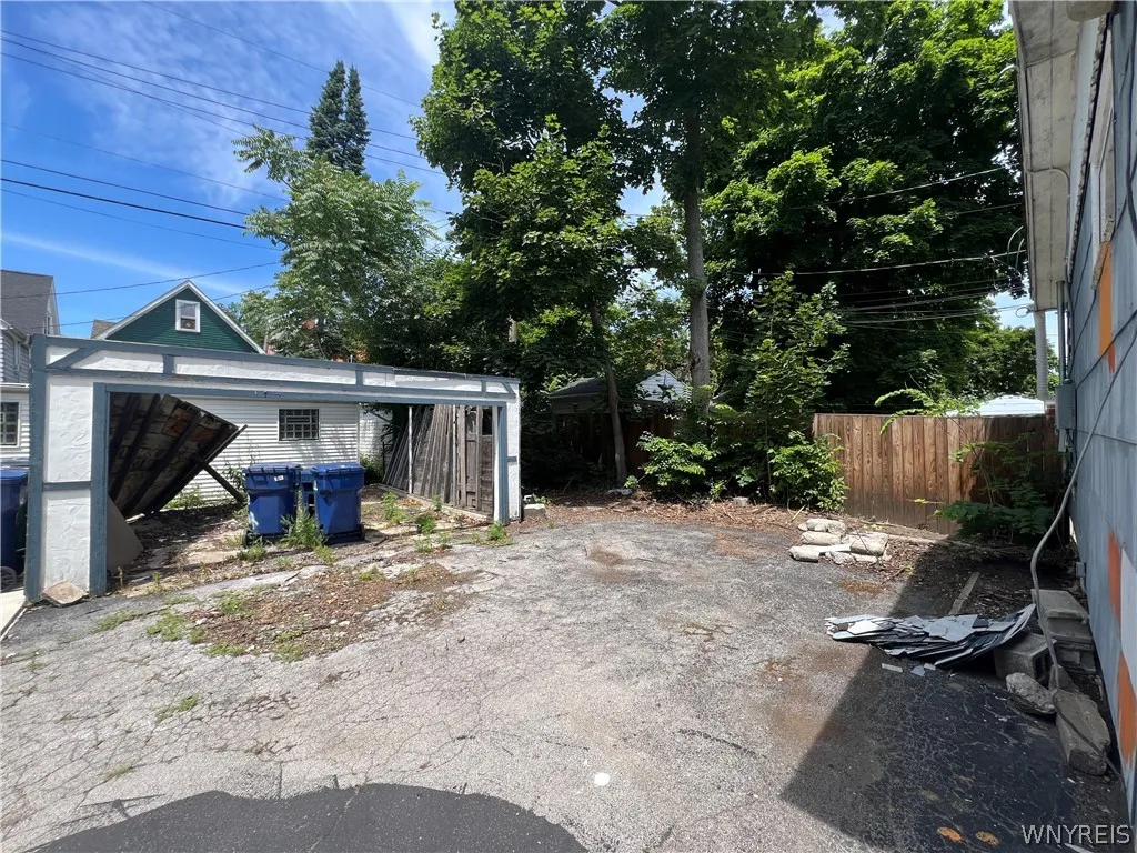 348 Baynes Street, Buffalo, New York 14213, Buffalo, New York 14213, 5 Bedrooms Bedrooms, 12 Rooms Rooms,1 BathroomBathrooms,Residential,Closed,348 Baynes Street, Buffalo, New York 14213,0,B1549496