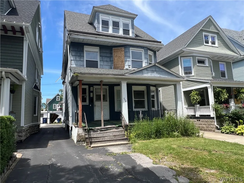 348 Baynes Street, Buffalo, New York 14213, Buffalo, New York 14213, 5 Bedrooms Bedrooms, 12 Rooms Rooms,1 BathroomBathrooms,Residential,Closed,348 Baynes Street, Buffalo, New York 14213,0,B1549496