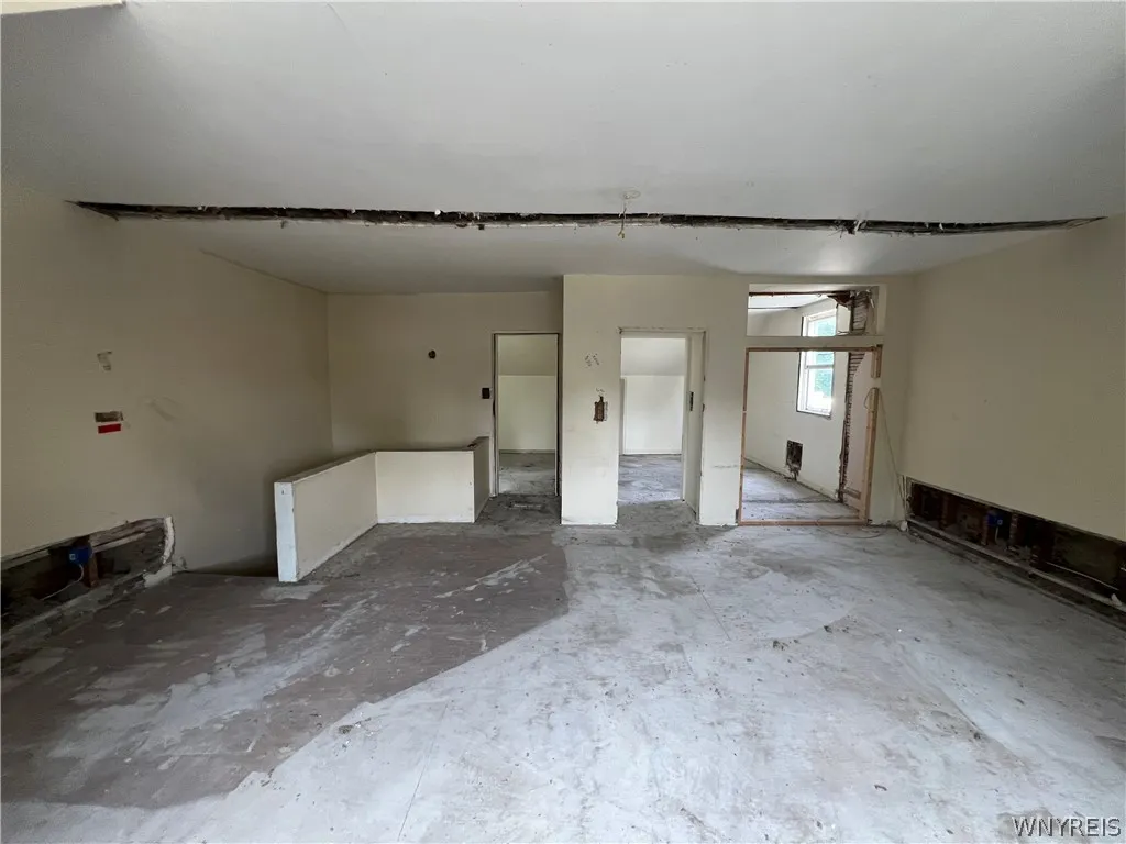 348 Baynes Street, Buffalo, New York 14213, Buffalo, New York 14213, 5 Bedrooms Bedrooms, 12 Rooms Rooms,1 BathroomBathrooms,Residential,Closed,348 Baynes Street, Buffalo, New York 14213,0,B1549496