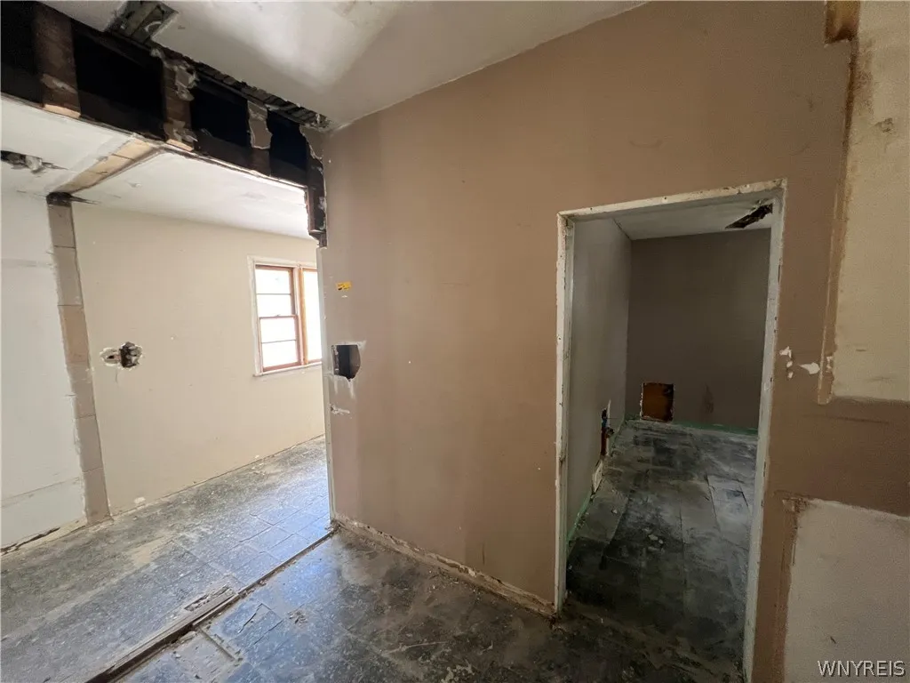 348 Baynes Street, Buffalo, New York 14213, Buffalo, New York 14213, 5 Bedrooms Bedrooms, 12 Rooms Rooms,1 BathroomBathrooms,Residential,Closed,348 Baynes Street, Buffalo, New York 14213,0,B1549496
