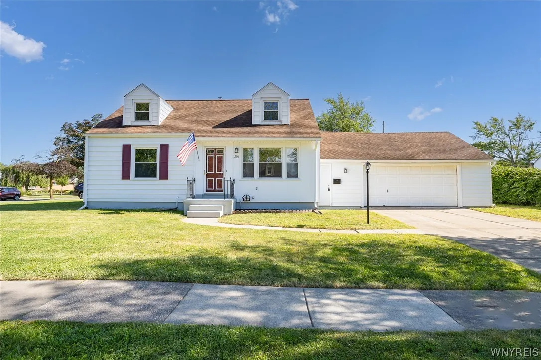 210 Blackstone Boulevard, Tonawanda-town, New York, Tonawanda, New York 14150, 3 Bedrooms Bedrooms, 7 Rooms Rooms,1 BathroomBathrooms,Residential,Closed,210 Blackstone Boulevard, Tonawanda-town, New York,0,B1550685