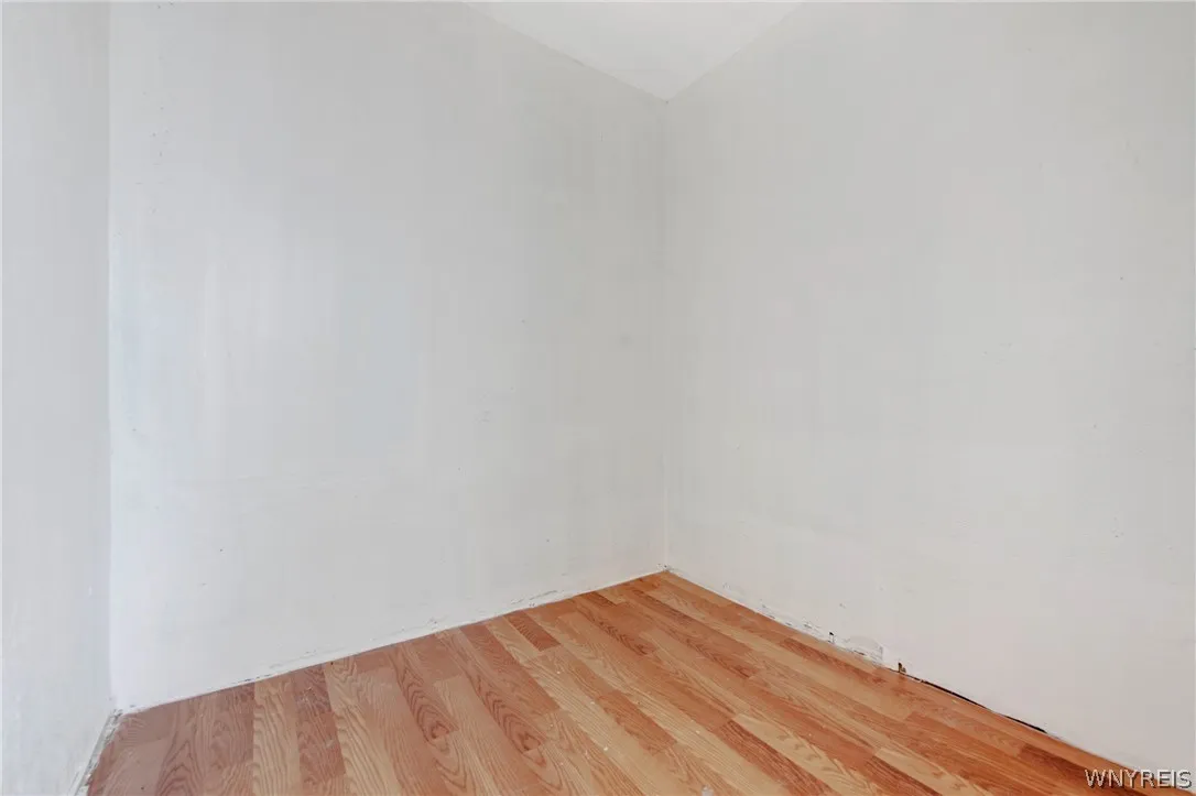 878 Clinton Street, Buffalo, New York 14210, Buffalo, New York 14210, 6 Bedrooms Bedrooms, ,2 BathroomsBathrooms,Residential,Closed,878 Clinton Street, Buffalo, New York 14210,0,B1551682