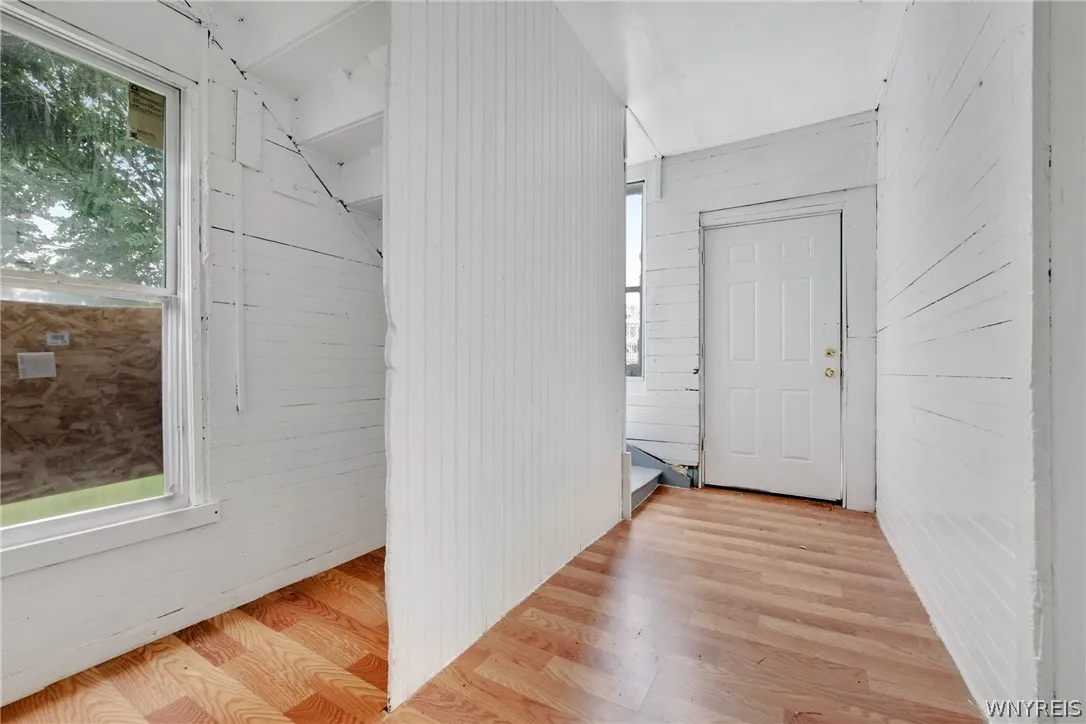 878 Clinton Street, Buffalo, New York 14210, Buffalo, New York 14210, 6 Bedrooms Bedrooms, ,2 BathroomsBathrooms,Residential,Closed,878 Clinton Street, Buffalo, New York 14210,0,B1551682