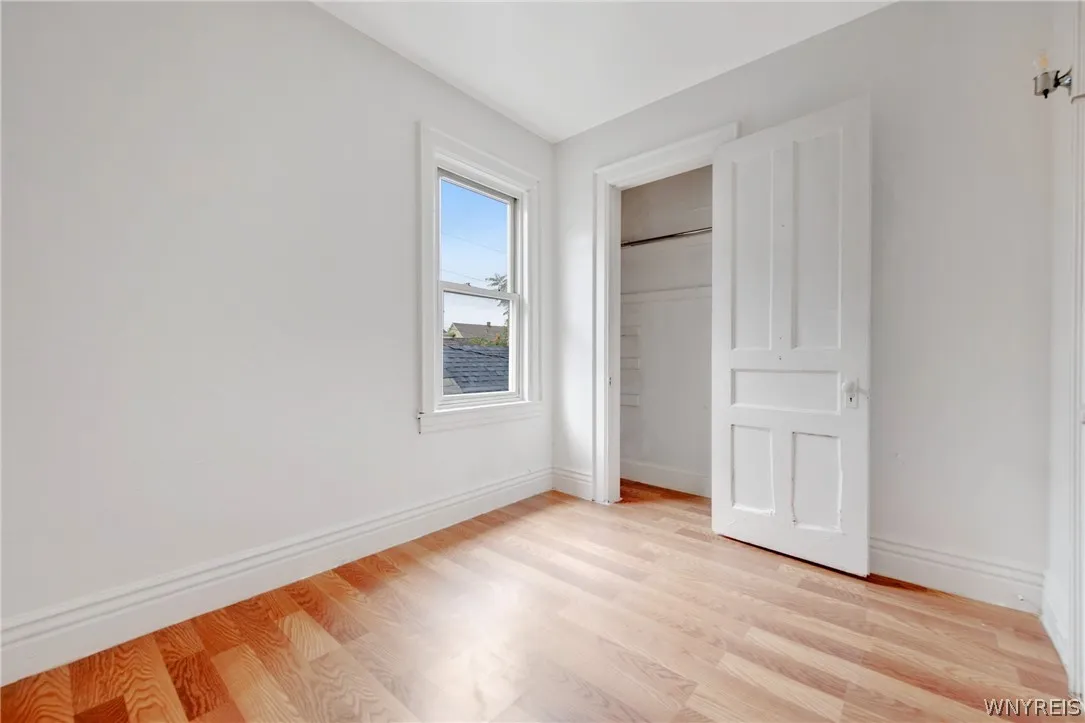 878 Clinton Street, Buffalo, New York 14210, Buffalo, New York 14210, 6 Bedrooms Bedrooms, ,2 BathroomsBathrooms,Residential,Closed,878 Clinton Street, Buffalo, New York 14210,0,B1551682