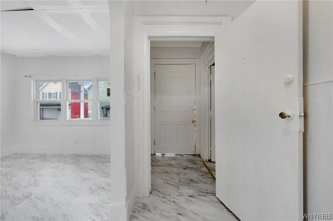 878 Clinton Street, Buffalo, New York 14210, Buffalo, New York 14210, 6 Bedrooms Bedrooms, ,2 BathroomsBathrooms,Residential,Closed,878 Clinton Street, Buffalo, New York 14210,0,B1551682
