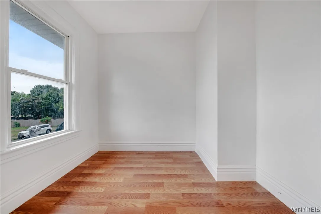 878 Clinton Street, Buffalo, New York 14210, Buffalo, New York 14210, 6 Bedrooms Bedrooms, ,2 BathroomsBathrooms,Residential,Closed,878 Clinton Street, Buffalo, New York 14210,0,B1551682