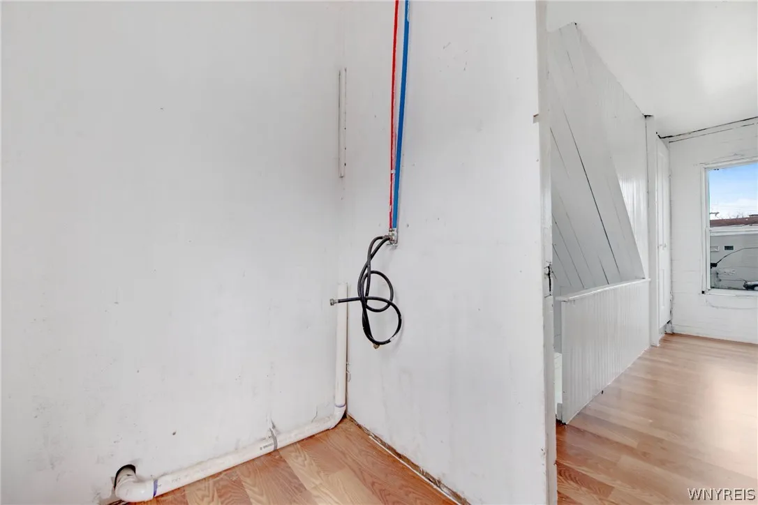 878 Clinton Street, Buffalo, New York 14210, Buffalo, New York 14210, 6 Bedrooms Bedrooms, ,2 BathroomsBathrooms,Residential,Closed,878 Clinton Street, Buffalo, New York 14210,0,B1551682