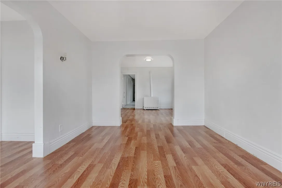 878 Clinton Street, Buffalo, New York 14210, Buffalo, New York 14210, 6 Bedrooms Bedrooms, ,2 BathroomsBathrooms,Residential,Closed,878 Clinton Street, Buffalo, New York 14210,0,B1551682