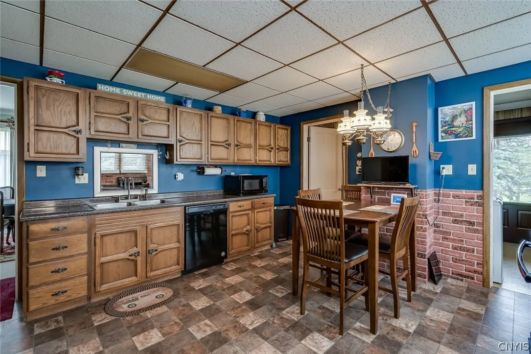 7454 South State Street, Lowville, New York 13367, Lowville, New York 13367, 4 Bedrooms Bedrooms, 11 Rooms Rooms,2 BathroomsBathrooms,Residential,Closed,7454 South State Street, Lowville, New York 13367,0,S1551680