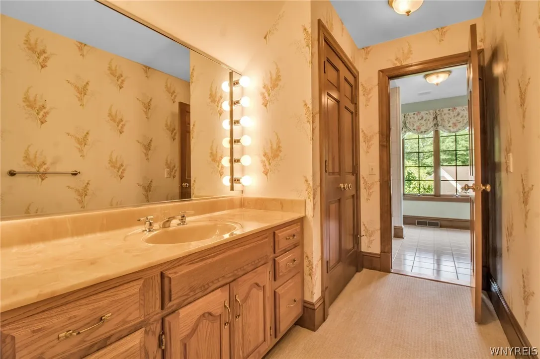 50 Hillsboro Drive, Orchard Park, New York 14127, Orchard Park, New York 14127, 4 Bedrooms Bedrooms, 14 Rooms Rooms,3 BathroomsBathrooms,Residential,Closed,50 Hillsboro Drive, Orchard Park, New York 14127,0,B1550235