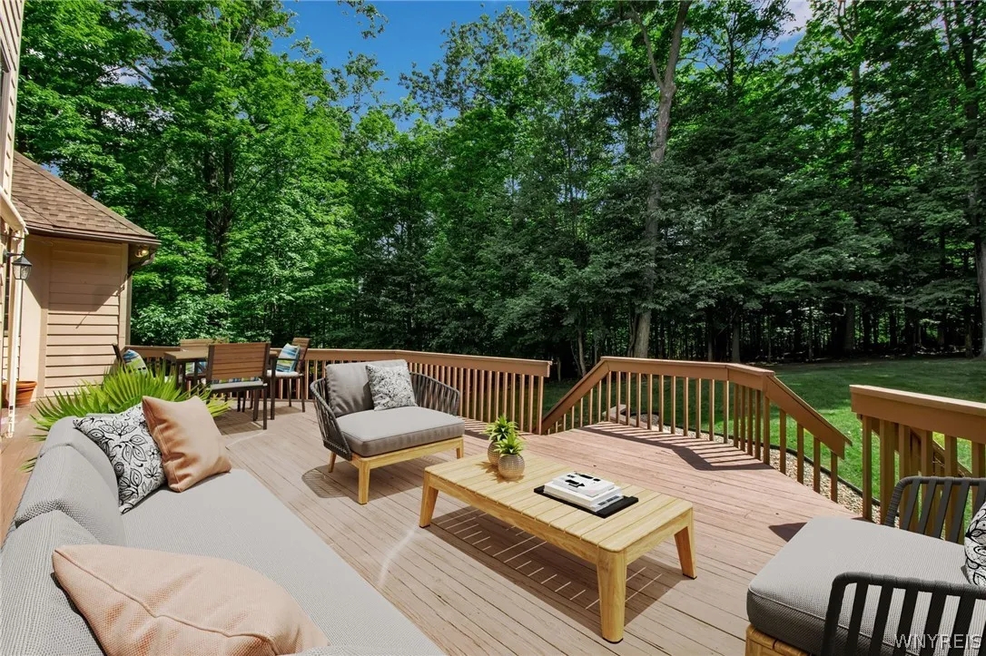 Deck has been virtually staged