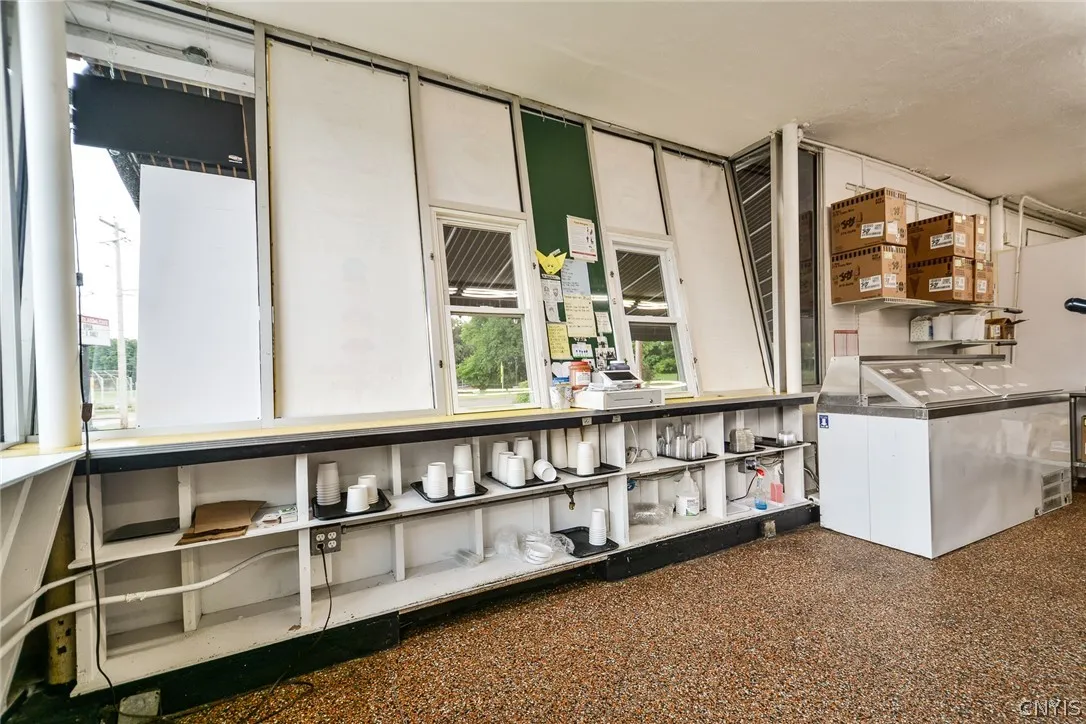 210 West Seneca Turnpike, Syracuse, New York 13205, Syracuse, New York 13205, ,Commercial Sale,For Sale,210 West Seneca Turnpike, Syracuse, New York 13205,0,S1551643