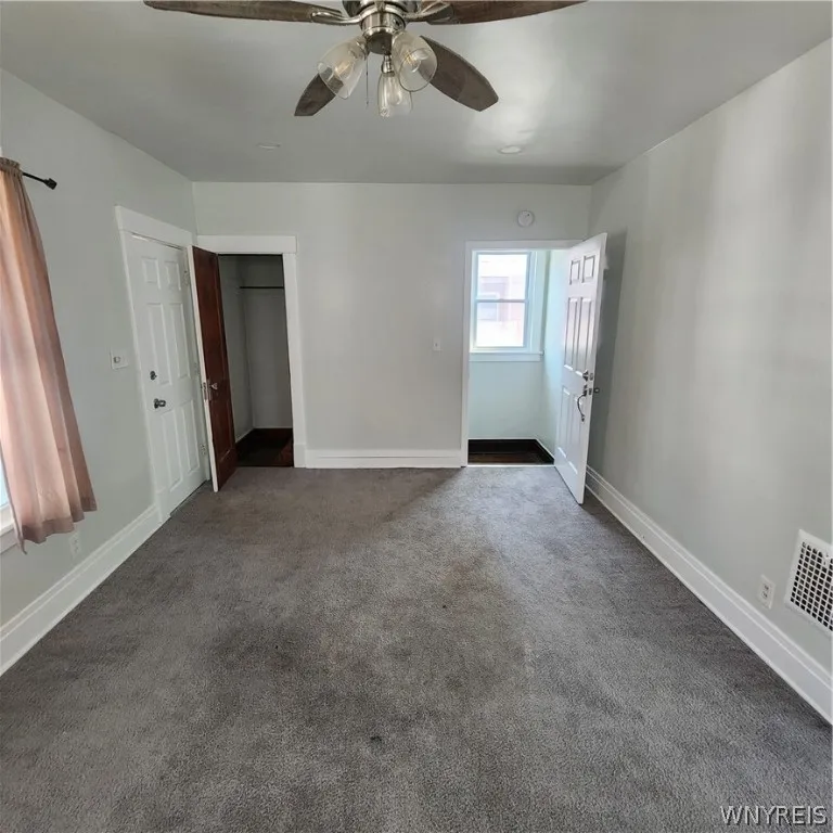 515 Ontario Street, Buffalo, New York 14207, Buffalo, New York 14207, 6 Bedrooms Bedrooms, ,2 BathroomsBathrooms,Residential,Closed,515 Ontario Street, Buffalo, New York 14207,0,B1551935