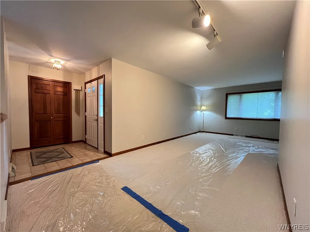 5861 Goodrich Road 7c, Clarence, New York 14032, Clarence, New York 14032, 2 Bedrooms Bedrooms, 5 Rooms Rooms,2 BathroomsBathrooms,Residential,Closed,5861 Goodrich Road 7c, Clarence, New York 14032,0,B1552552